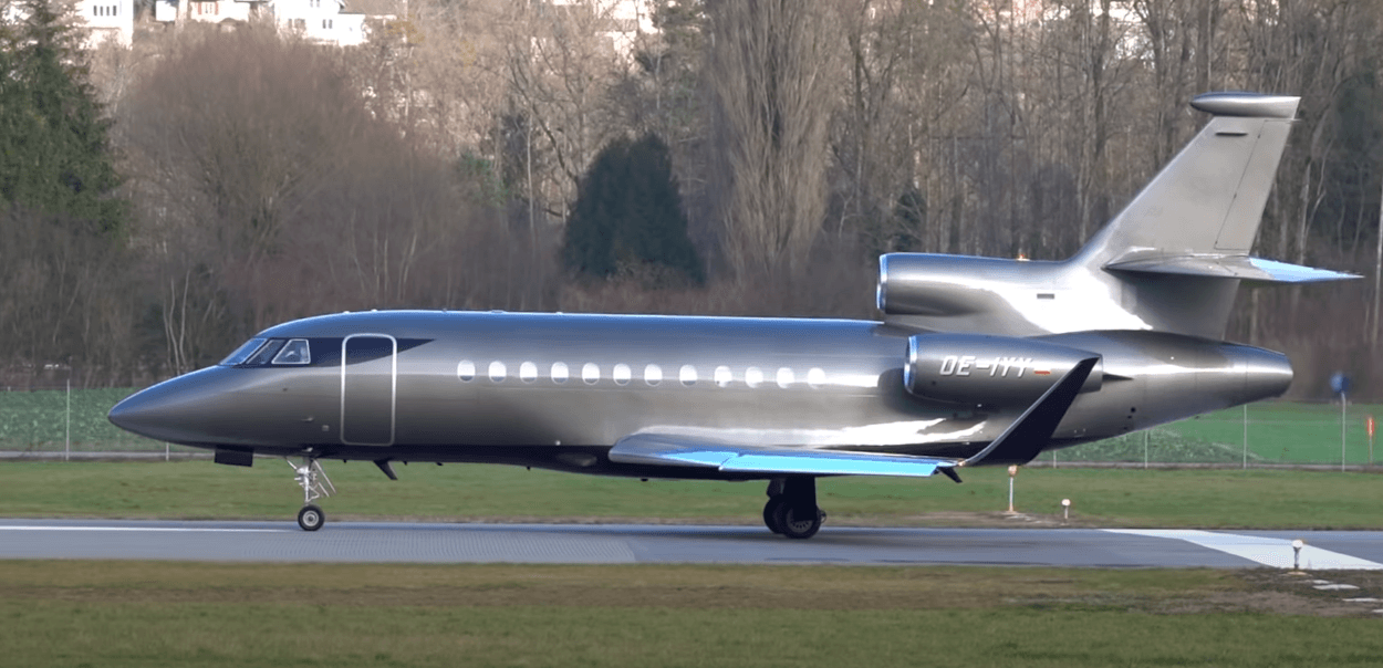 Falcon 900DX OE-IYY