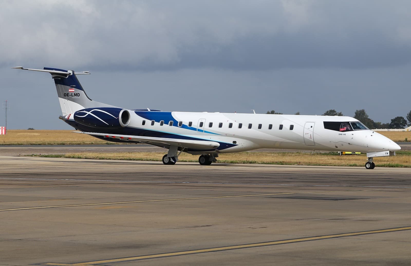 Embraer 145EP OE-LMD