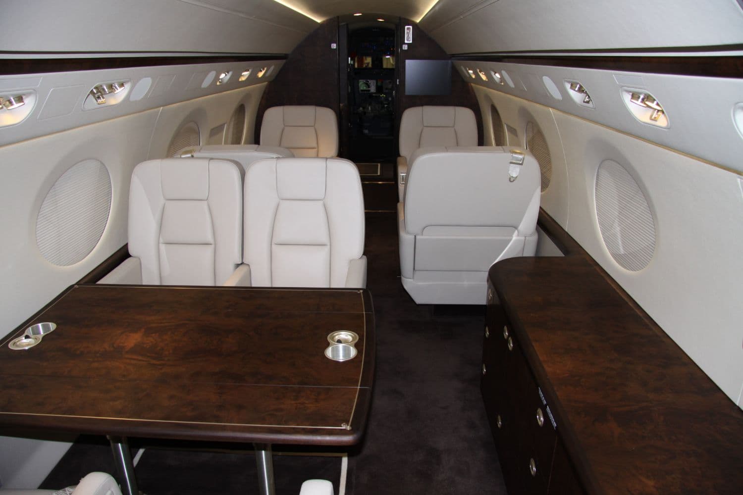 Gulfstream G450 OE-LSC