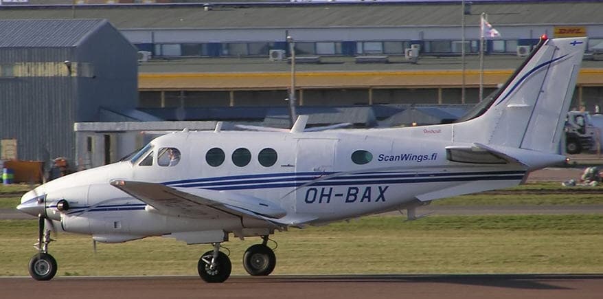 Beechcraft King Air 90 OH-BAX