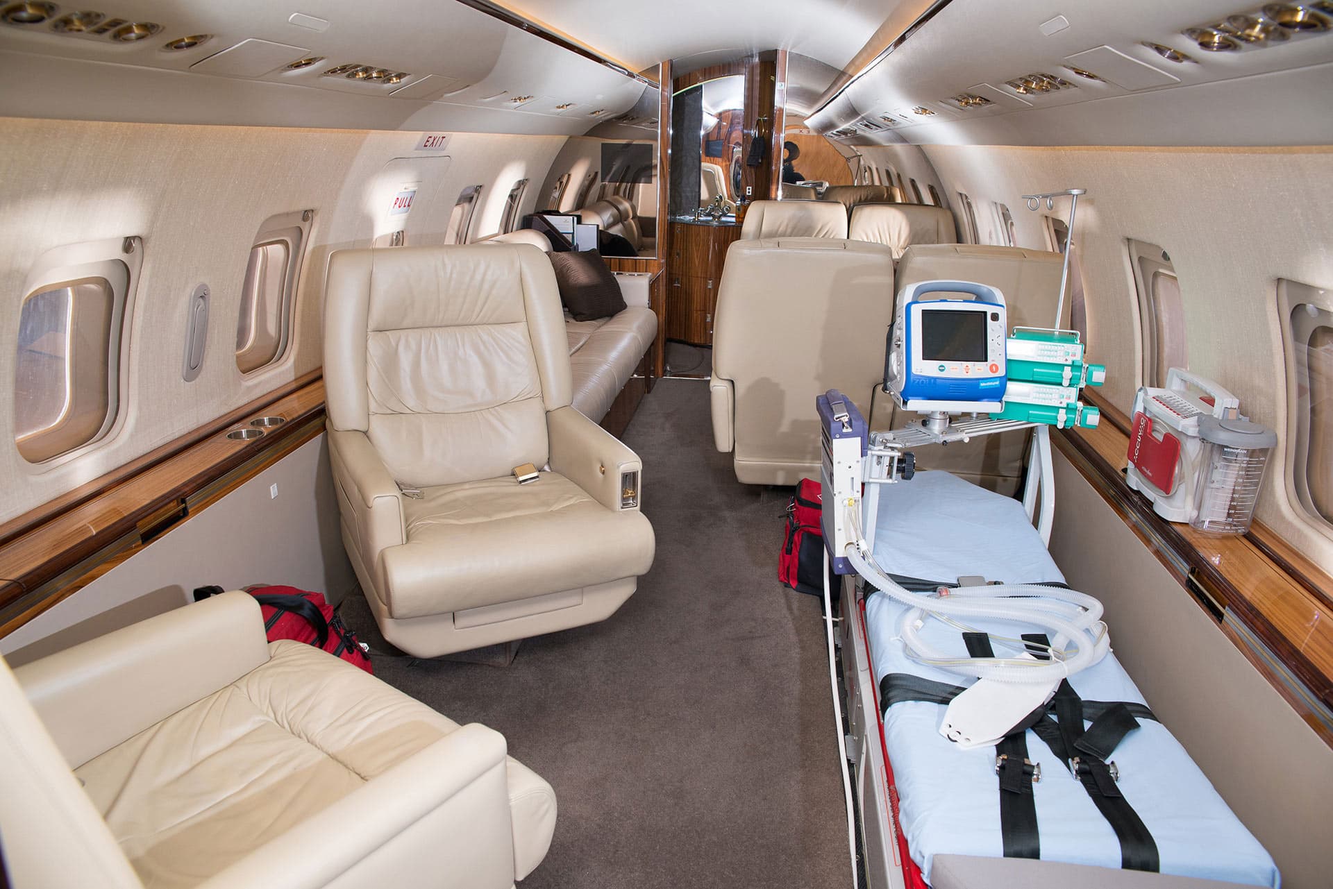 Challenger 604 OH-WIC