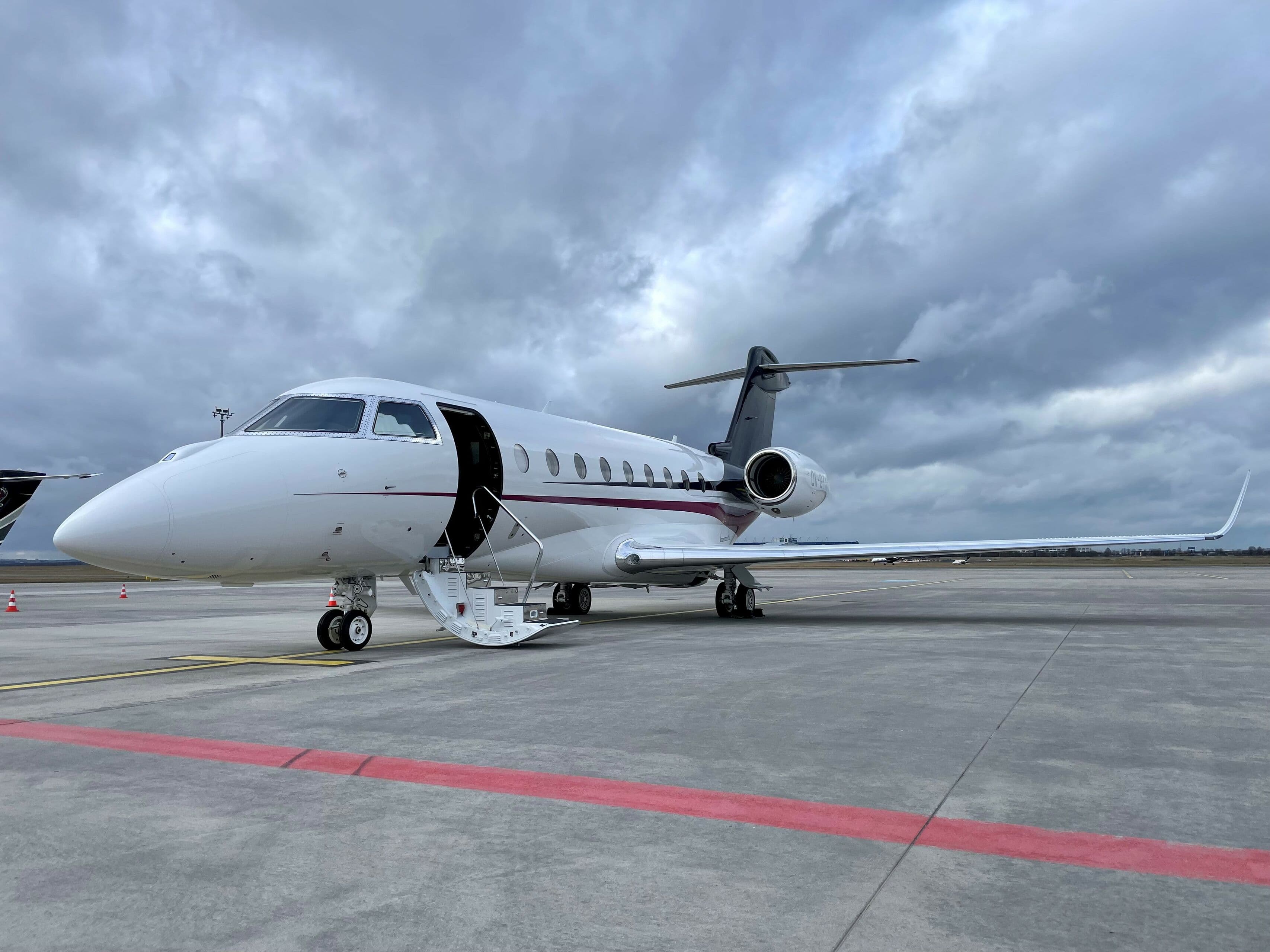 Gulfstream G280 OK-GTX