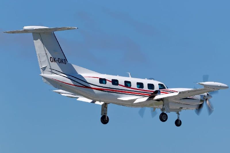 Piper PA-42-1000 Cheyenne 400 OK-OKS