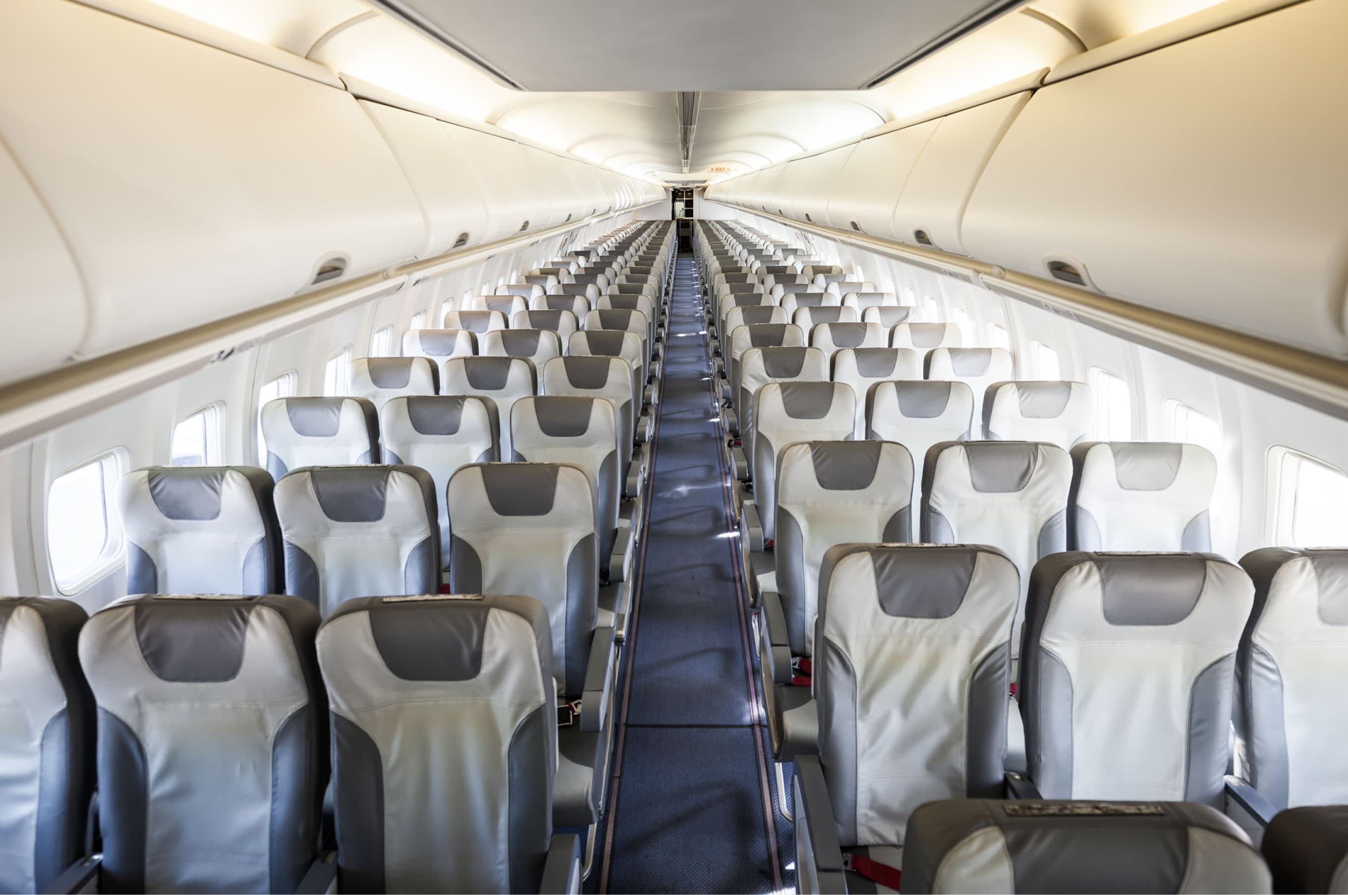 Boeing 737-800 OM-GTF