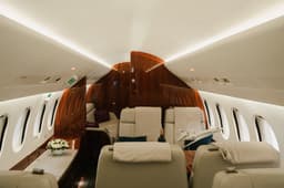 Falcon 7X OO-FSX