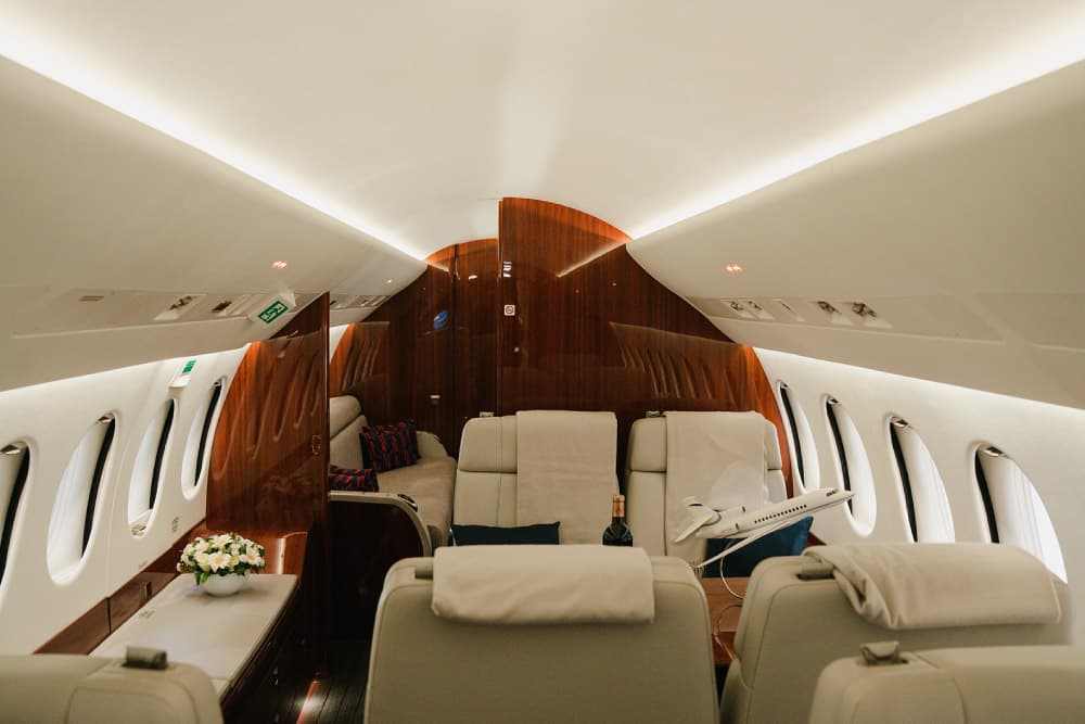 Falcon 7X OO-FSX