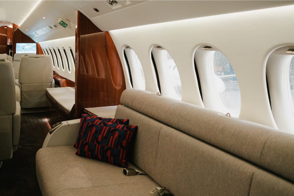 Falcon 7X OO-FSX