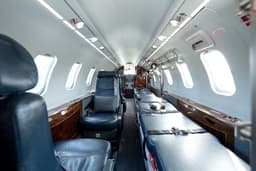 Learjet 45 OO-MED