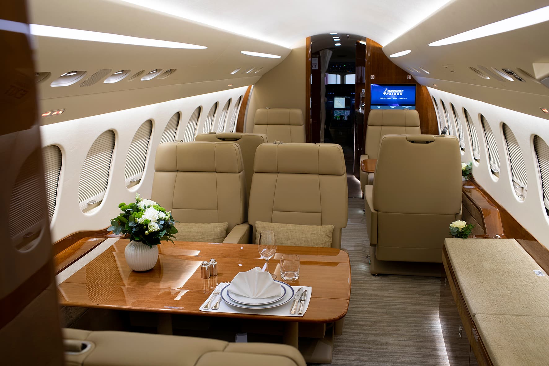 Falcon 7X OY-DRW