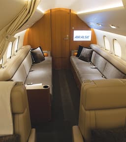 Falcon 8X OY-RAD