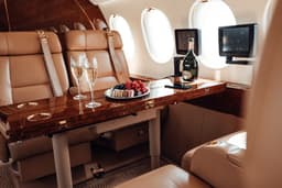 Falcon 7X PH-AJX