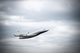 Falcon 7X PH-UNC