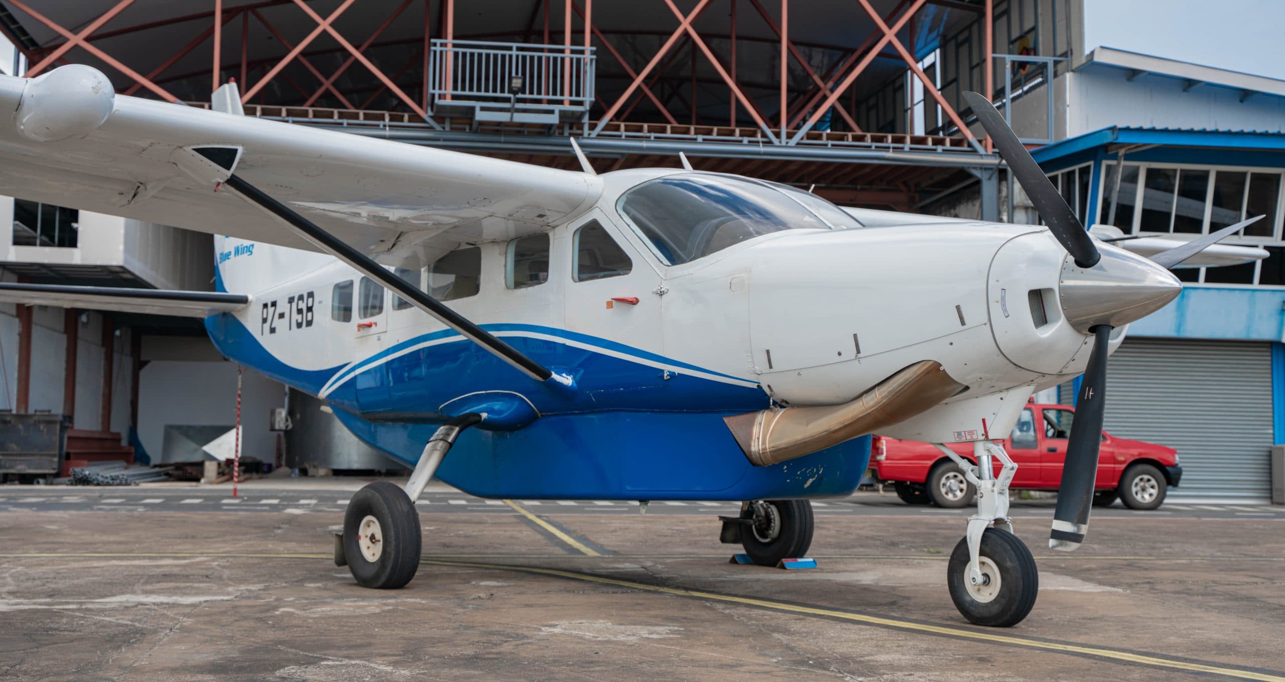 Cessna 208B Grand Caravan PZ-TSB