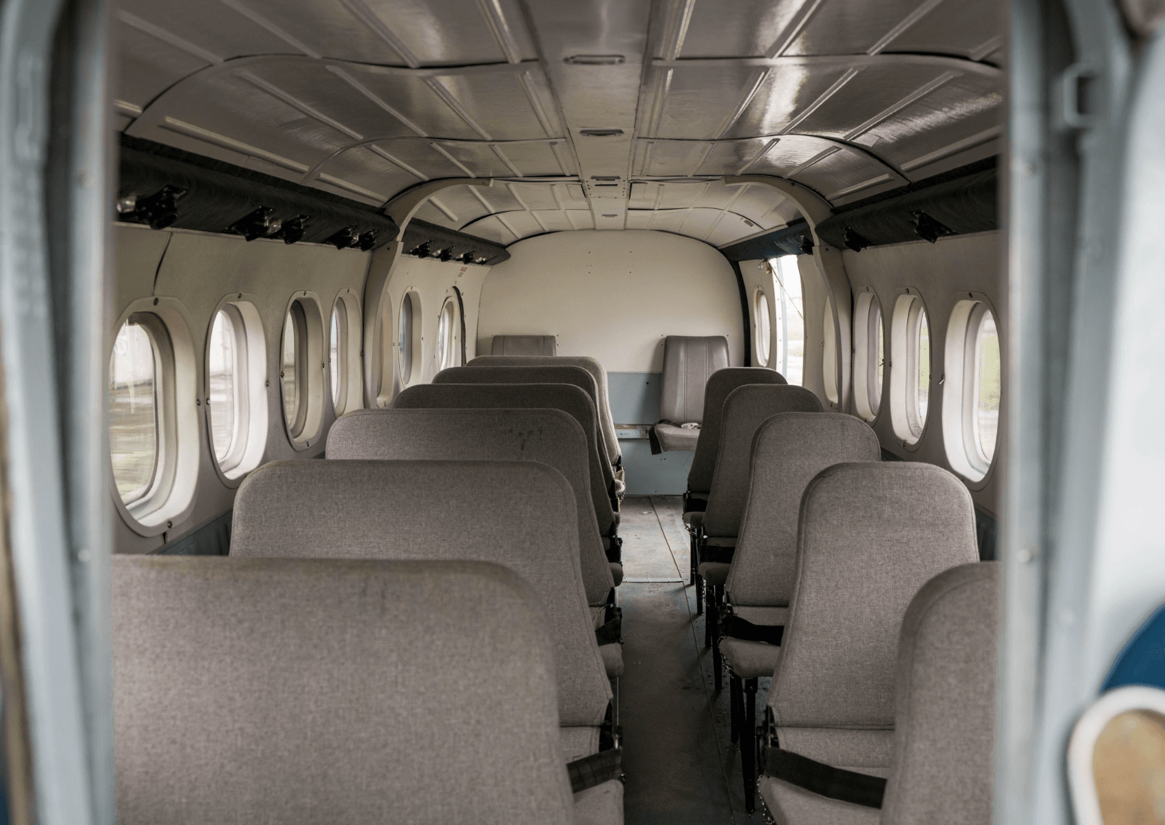 DHC-6-300 PZ-TSH