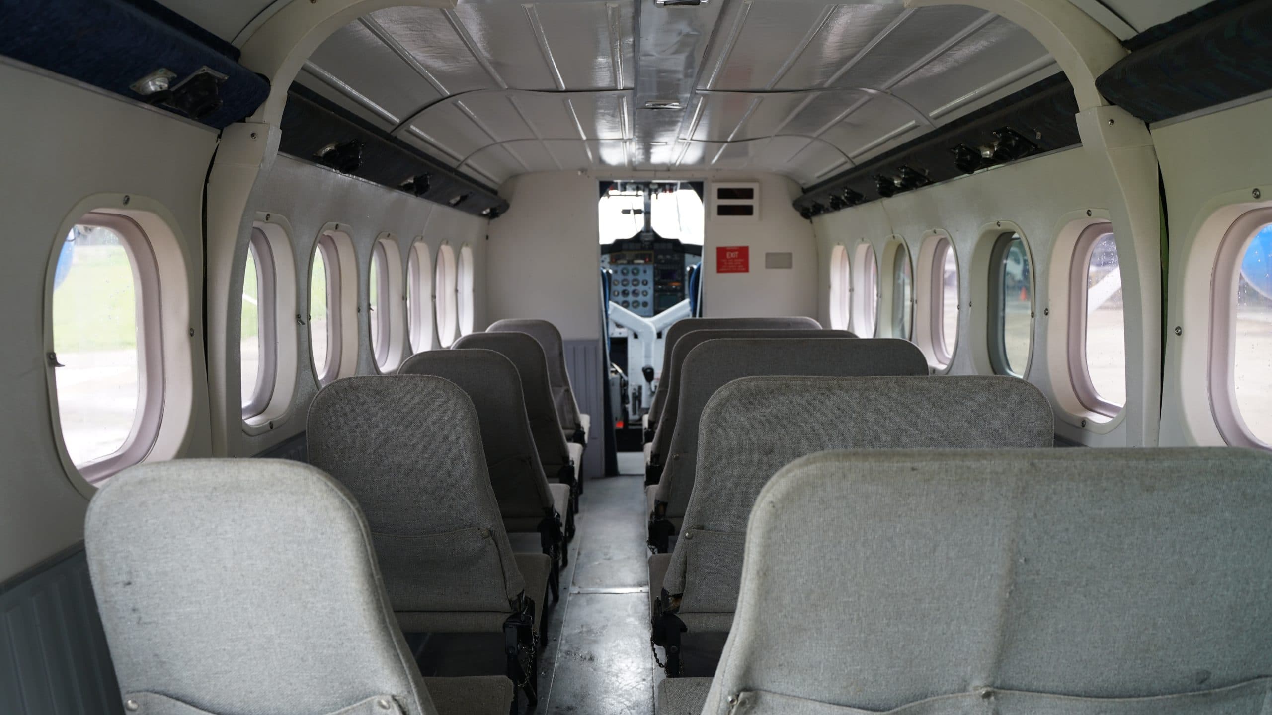 DHC-6-300 PZ-TSH