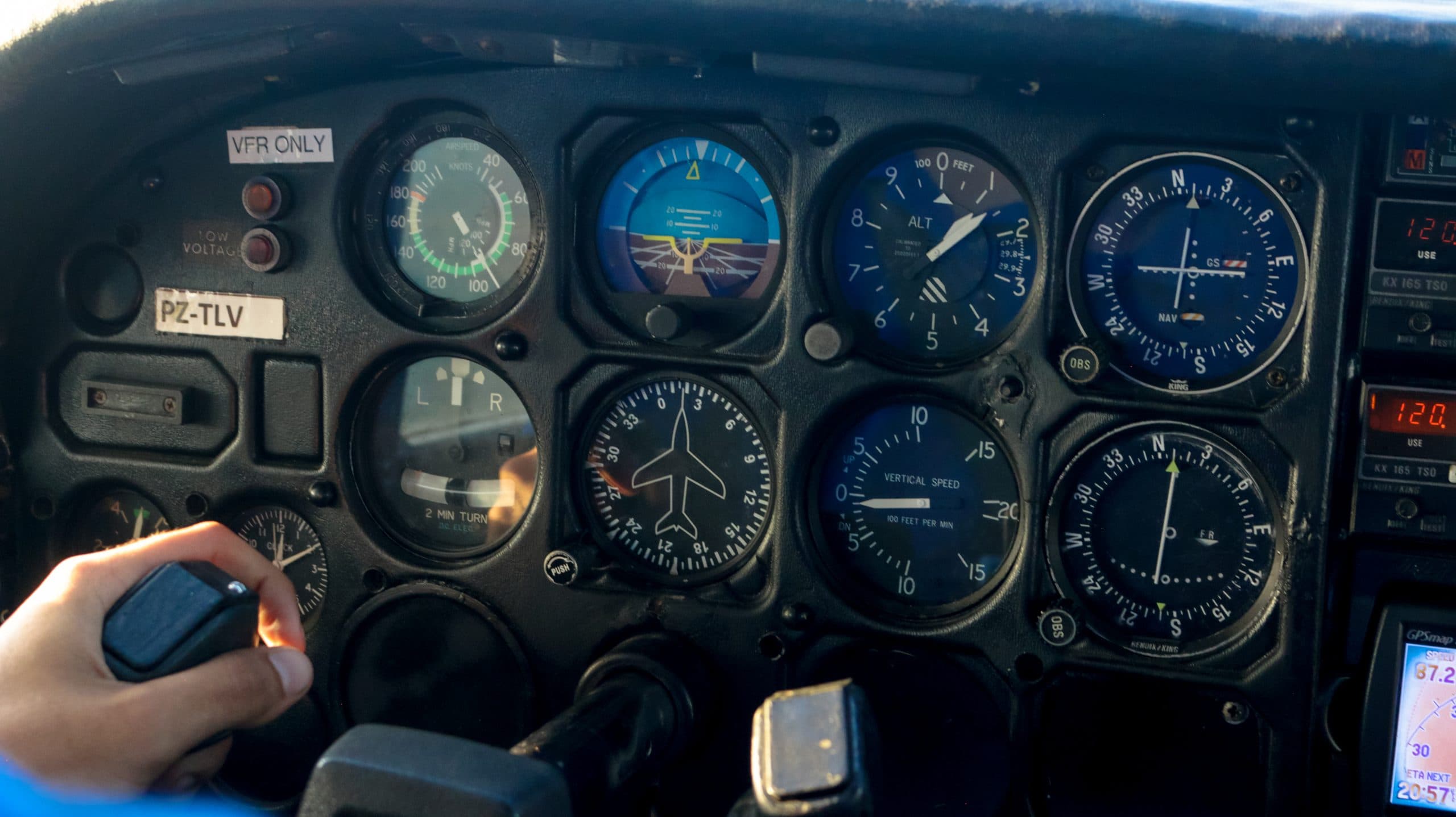 DHC-6-300 PZ-TSH