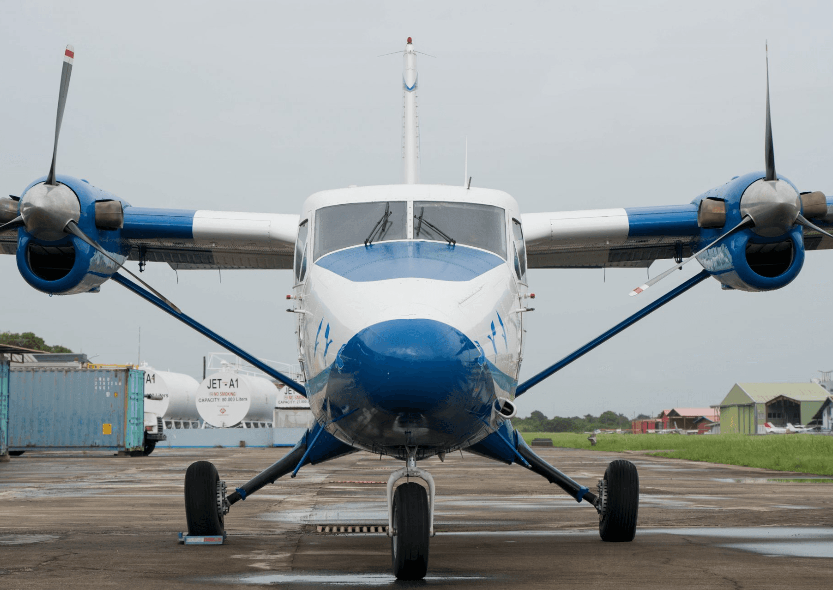DHC-6-300 PZ-TSH