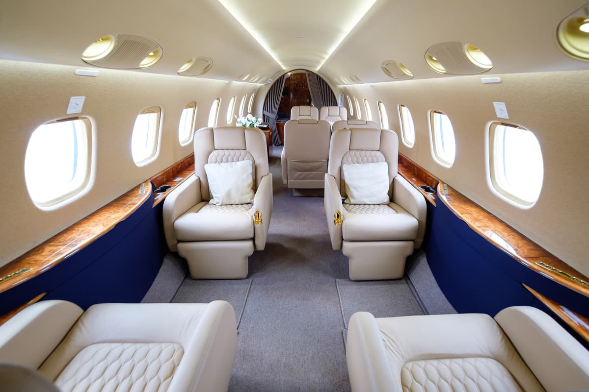 Embraer Legacy 600 RA-02757