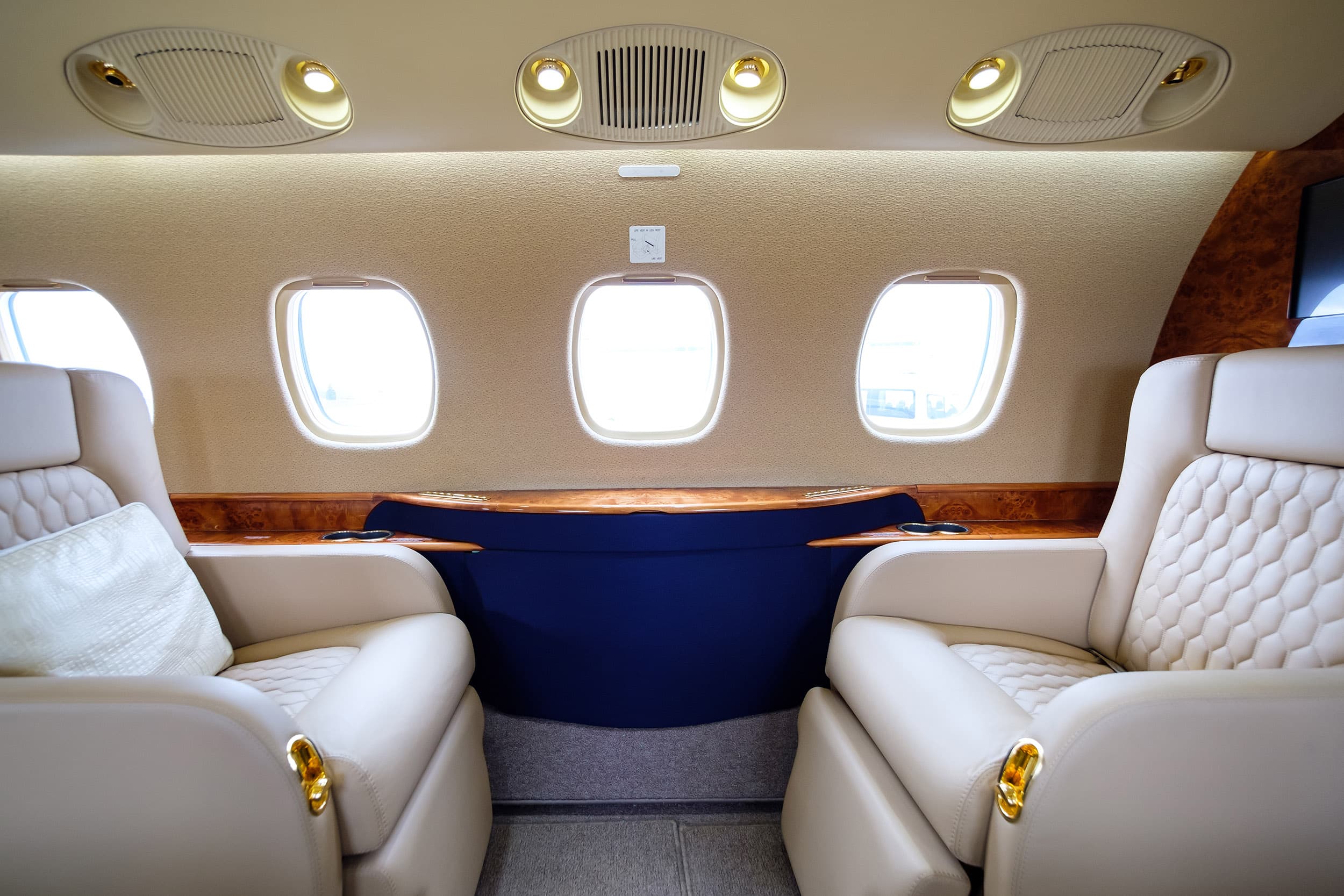 Embraer Legacy 600 RA-02757