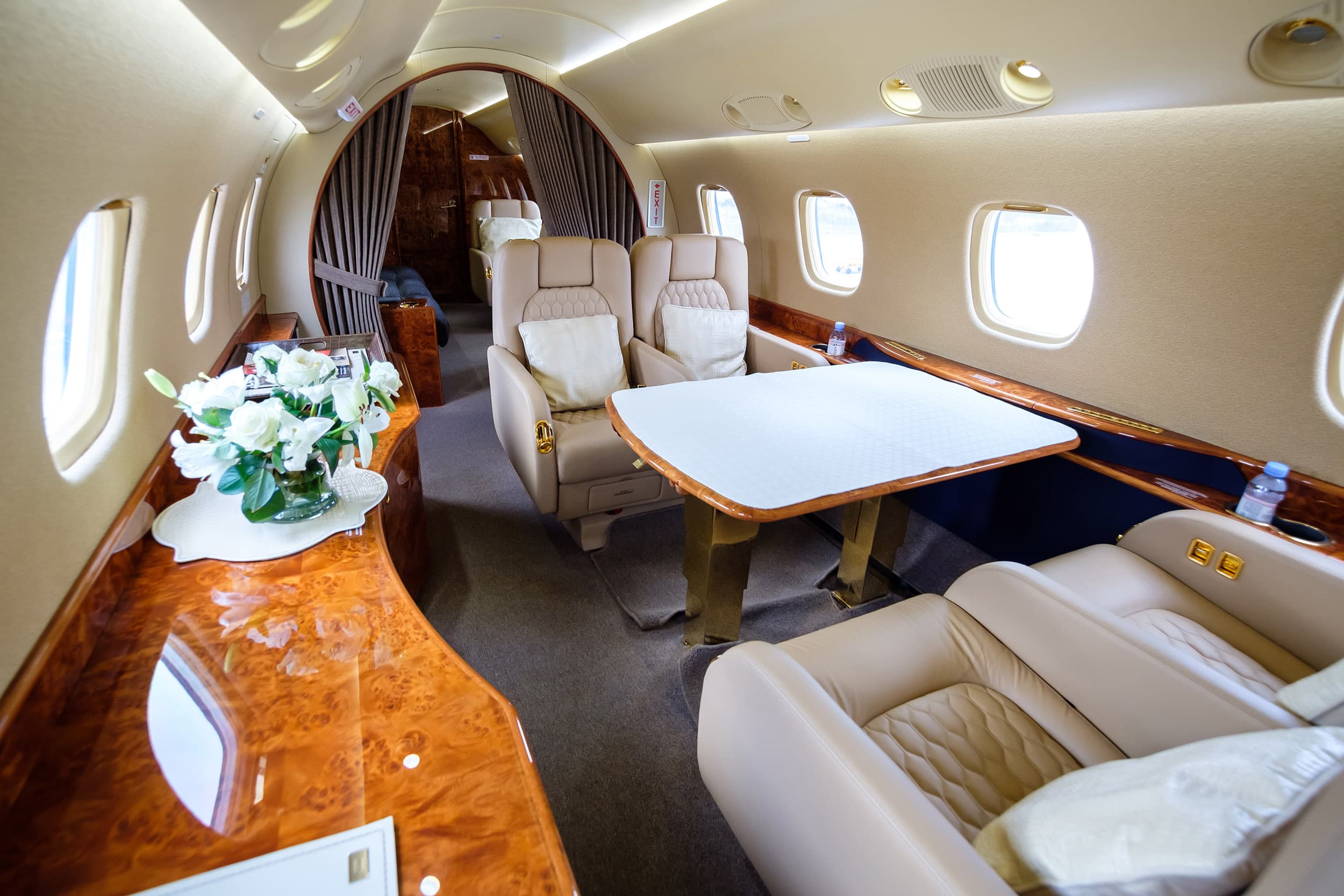 Embraer Legacy 600 RA-02757