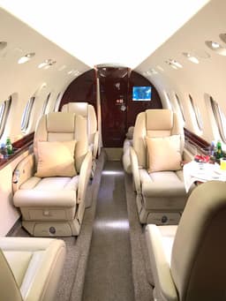 Hawker 750 RA-02790