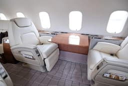 Challenger 350 RA-67130