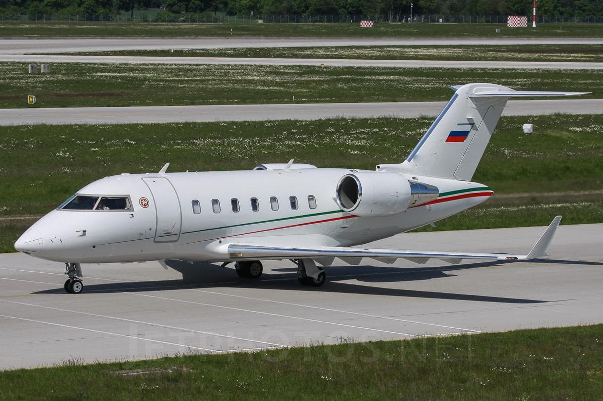 Challenger 605 RA-67227