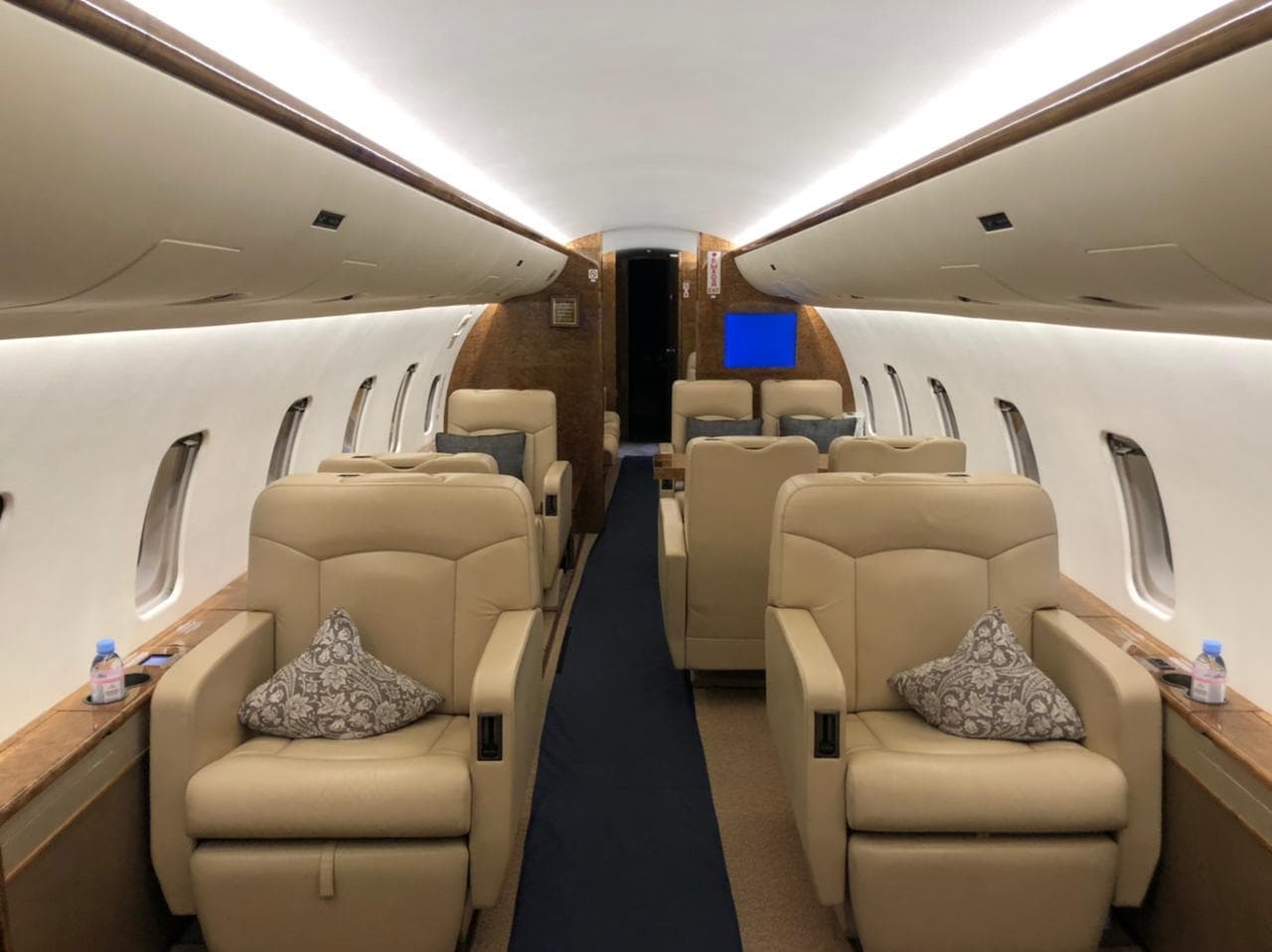 Challenger 850 RA-67232