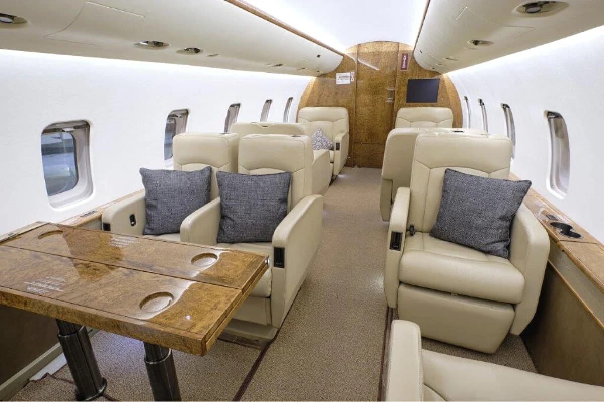 Challenger 850 RA-67232