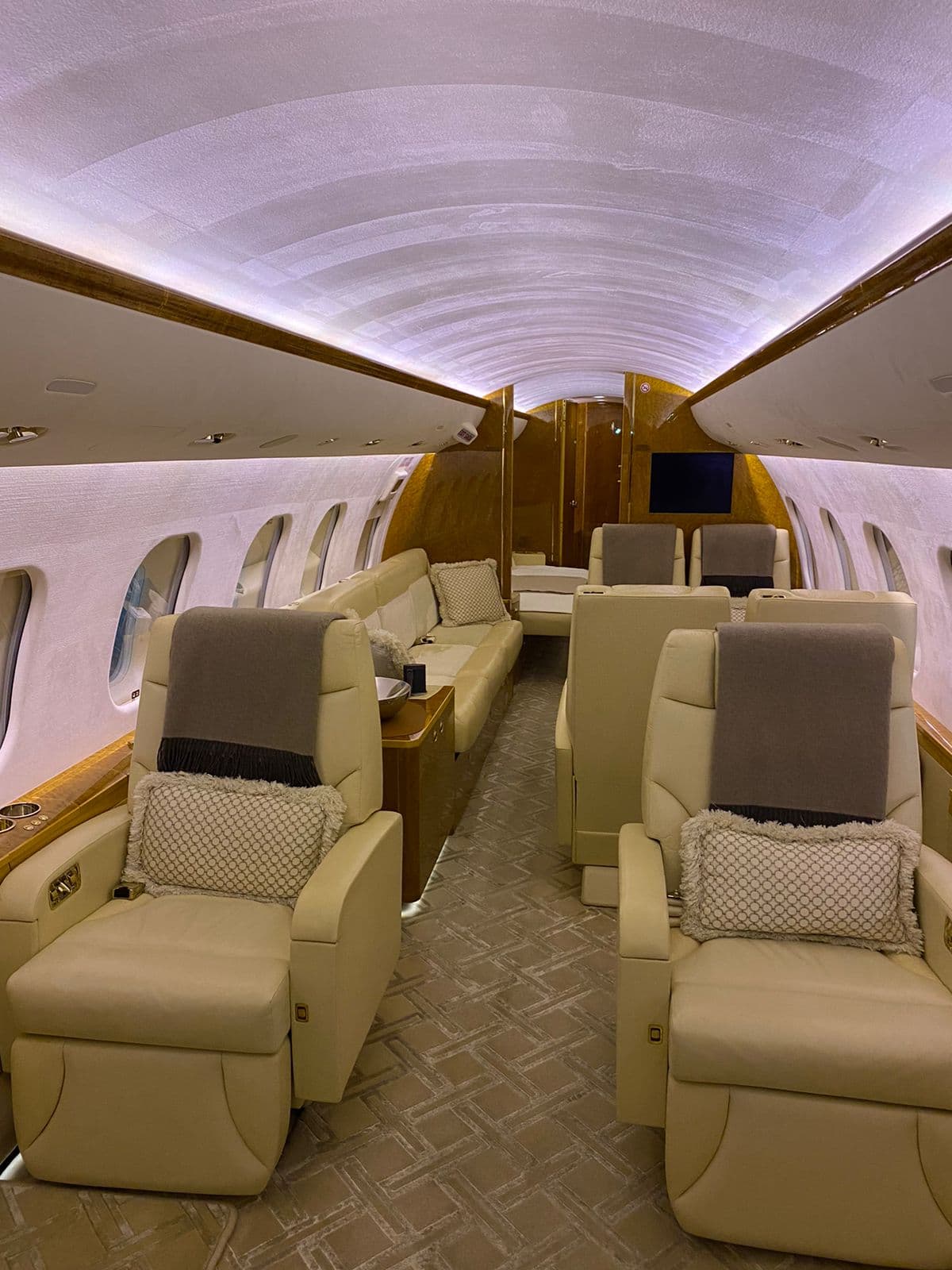 Global Express XRS RA-73533