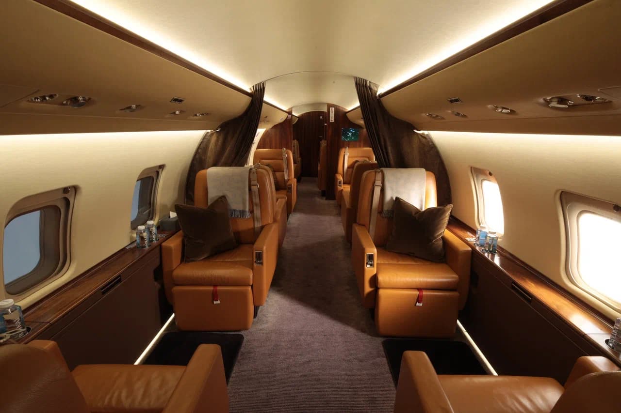 Challenger 850 RA-73535
