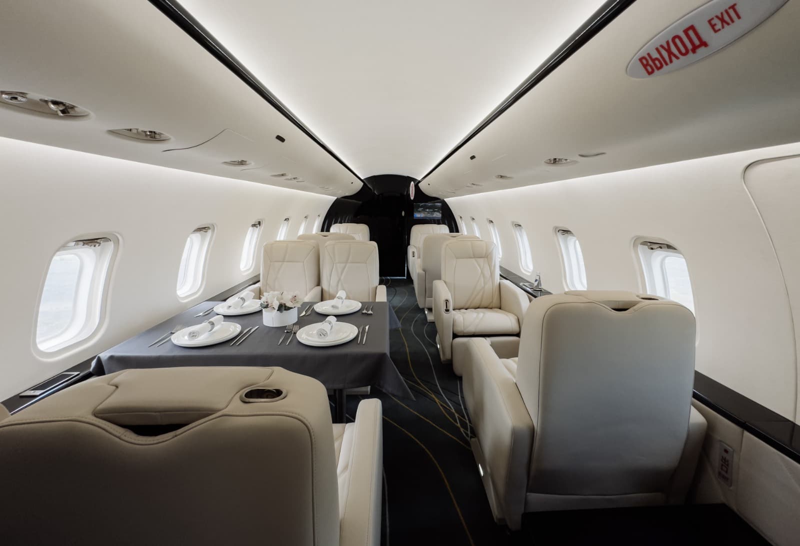 Challenger 850 RA-73560