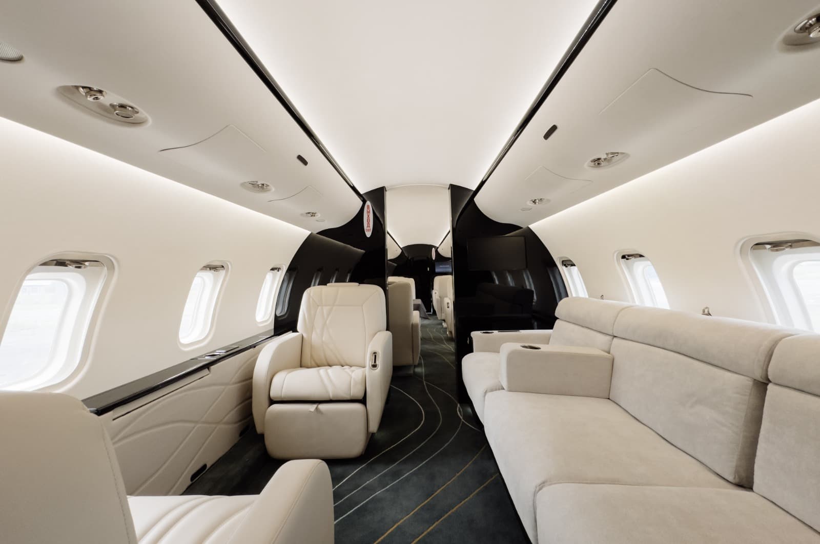Challenger 850 RA-73560