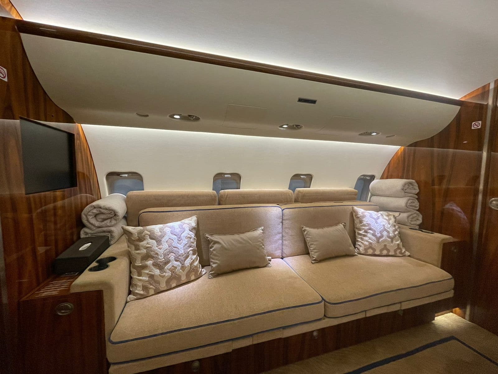 Challenger 850 RA-73583
