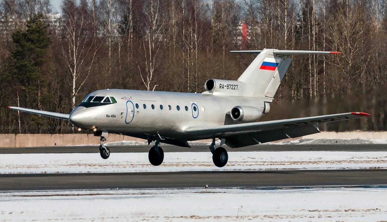 Yak-40 RA-87227