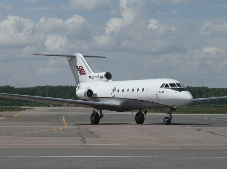 Yak-40 RA-87908