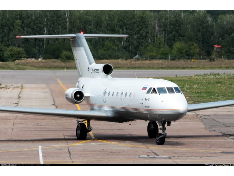 Yak-40 RA-87966
