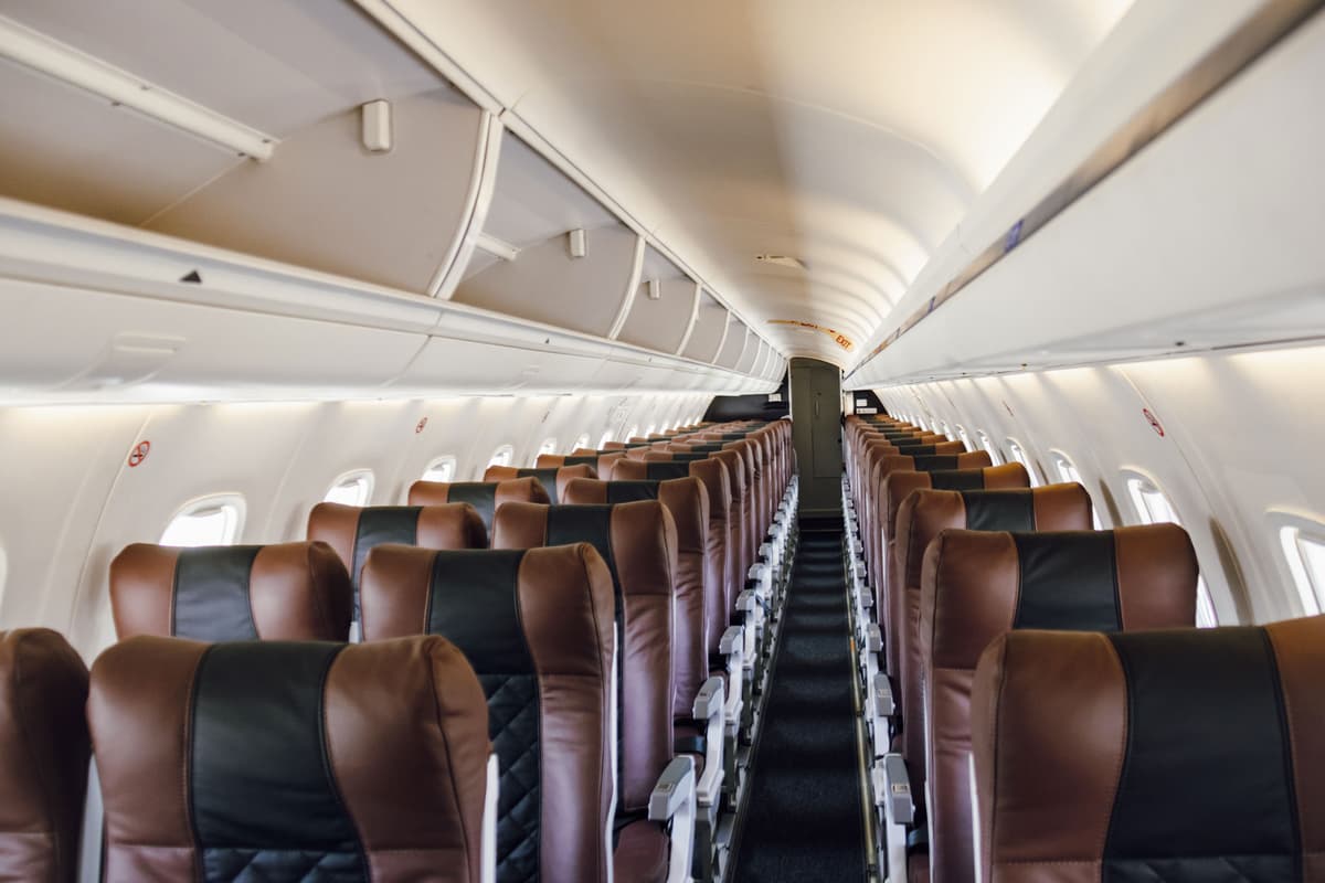 Embraer 145EP S5-ASM
