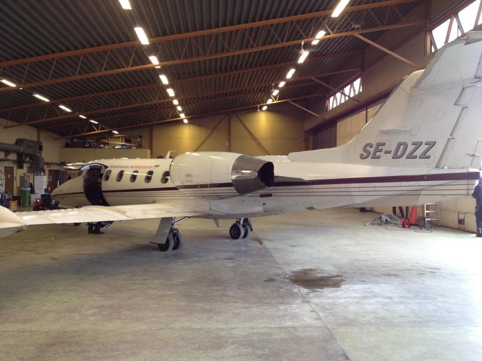 Learjet 35 SE-DZZ