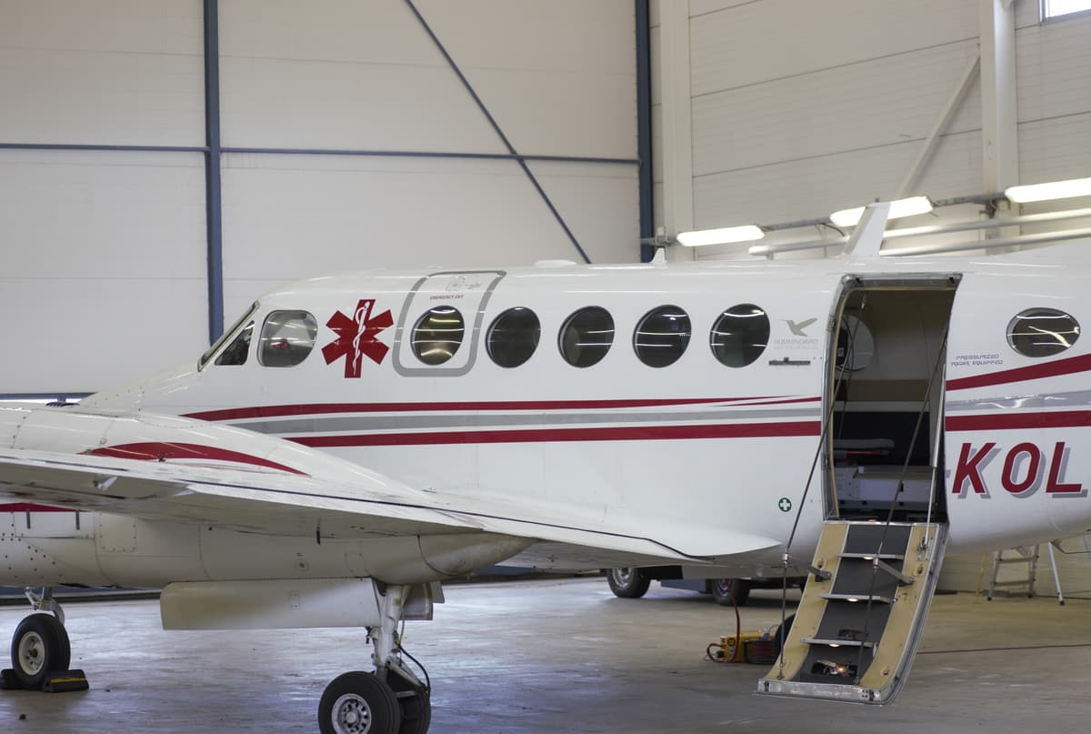 Beechcraft King Air 300 SE-KOL