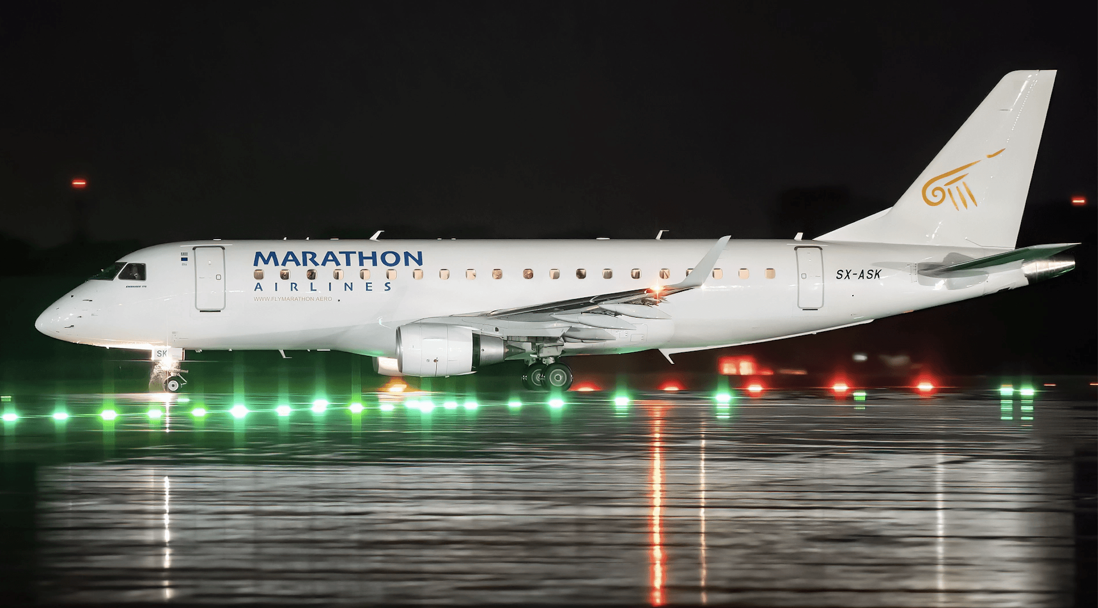 Embraer 175STD SX-ASK