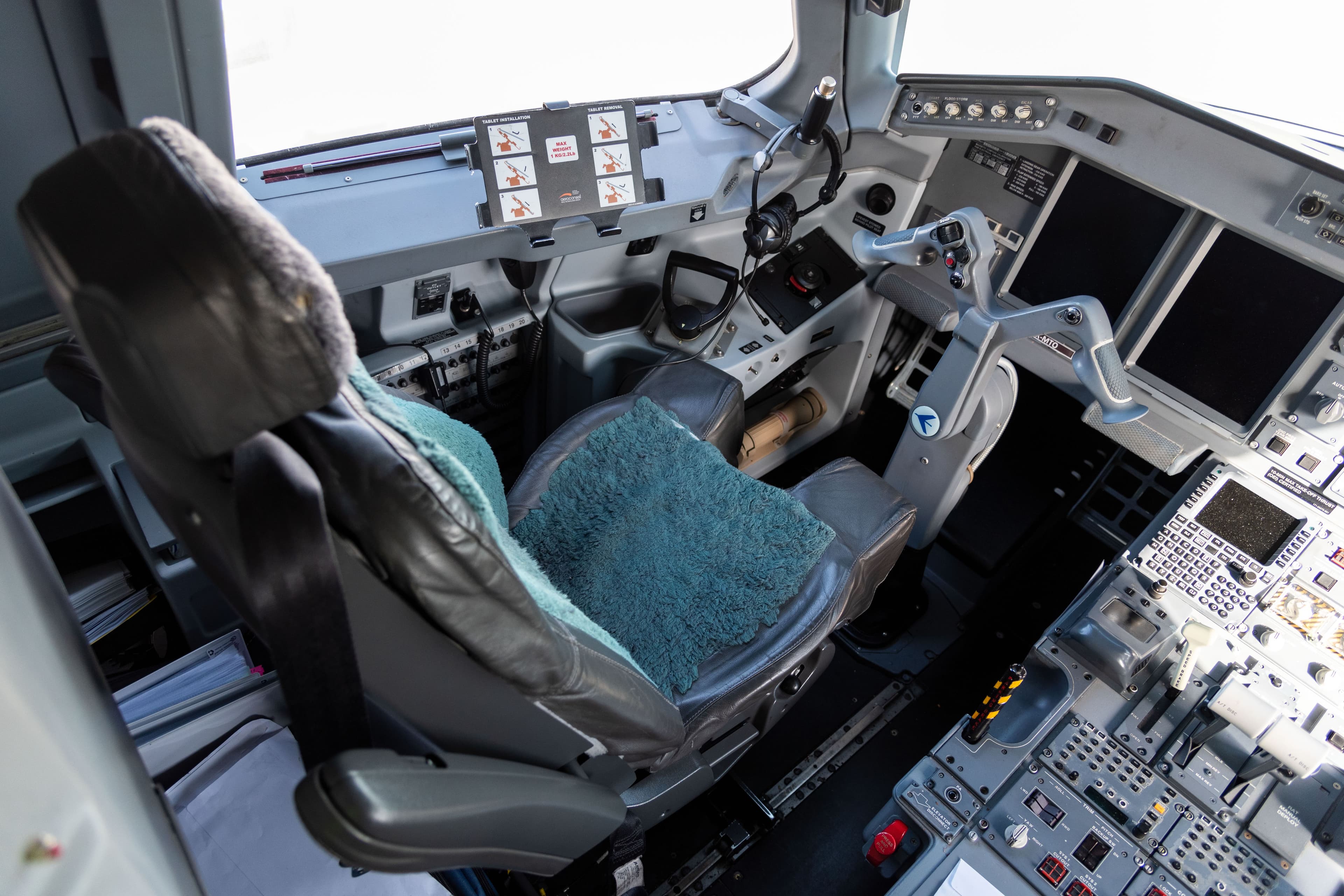 Embraer 175LR SX-MTO
