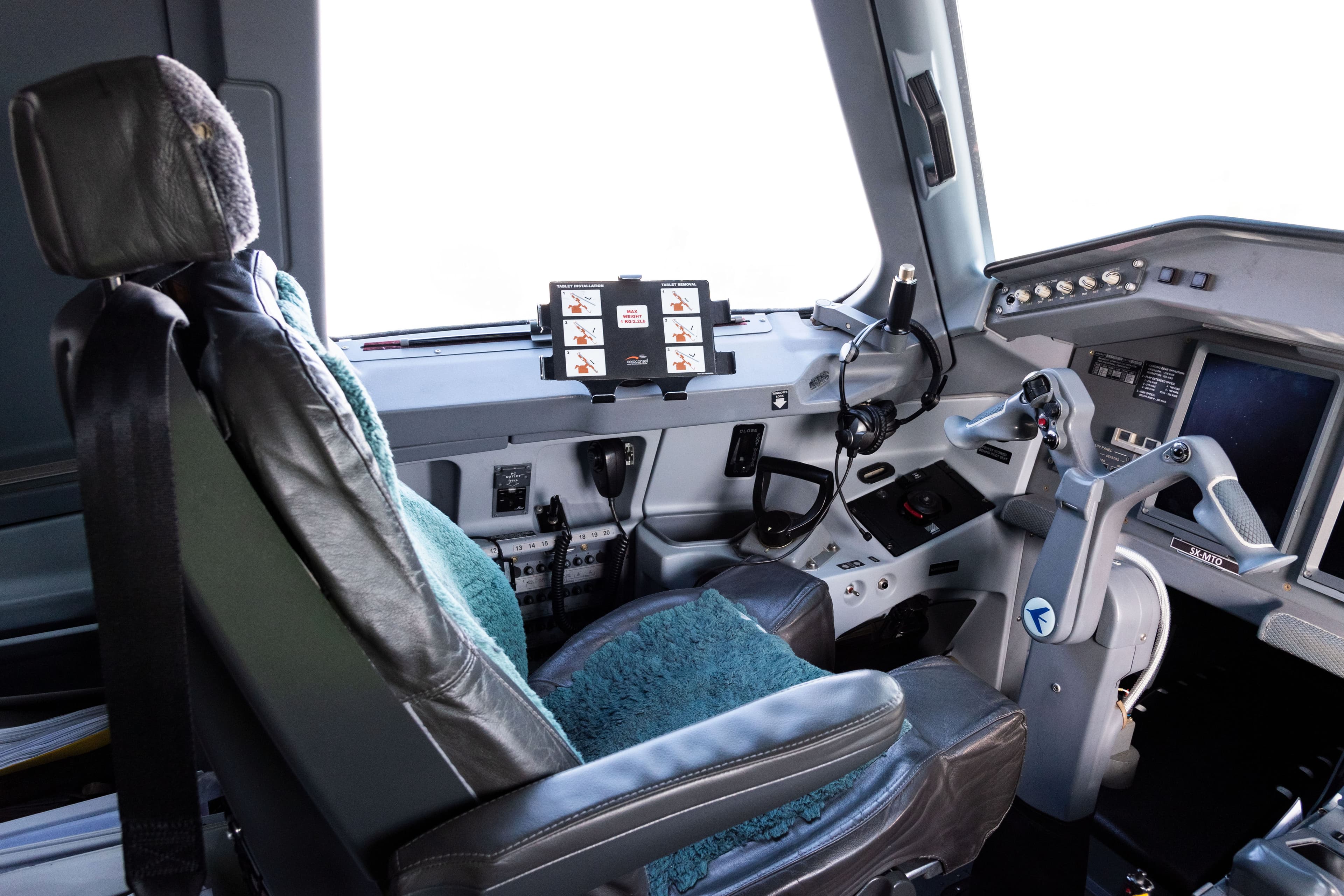 Embraer 175LR SX-MTO
