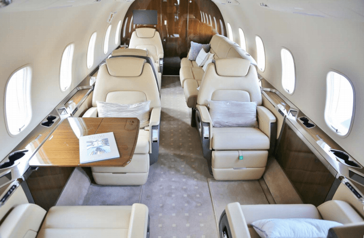 Challenger 350 T7-DNK