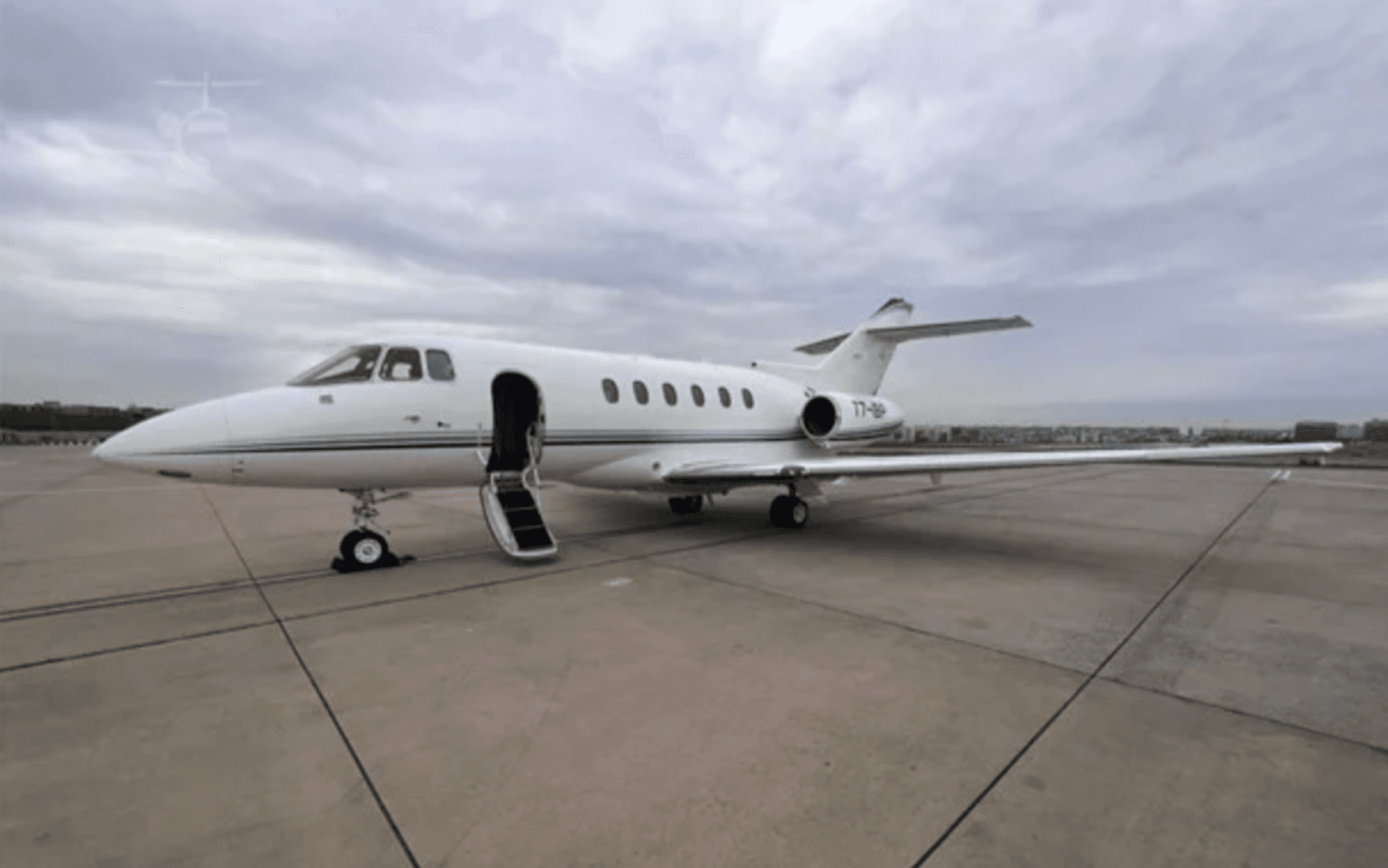 Hawker 800XP T7-IBP