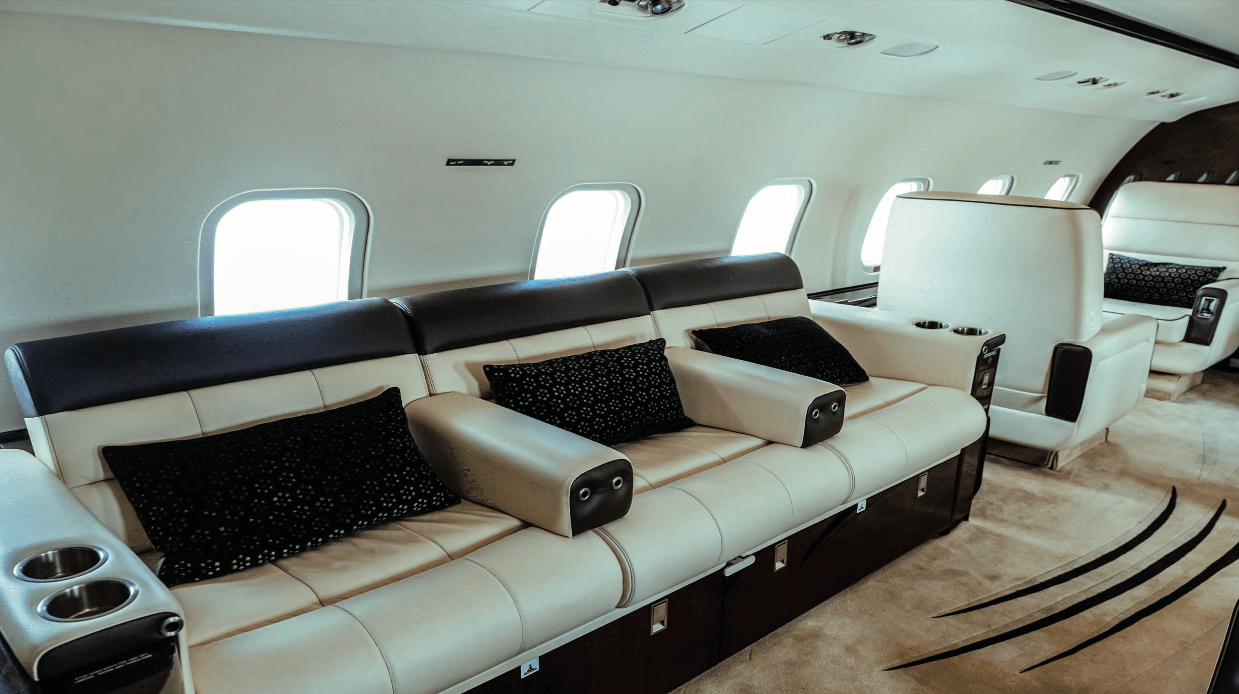 Challenger 604 T7-MCDAN
