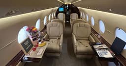 Hawker 4000 T7-TJ104