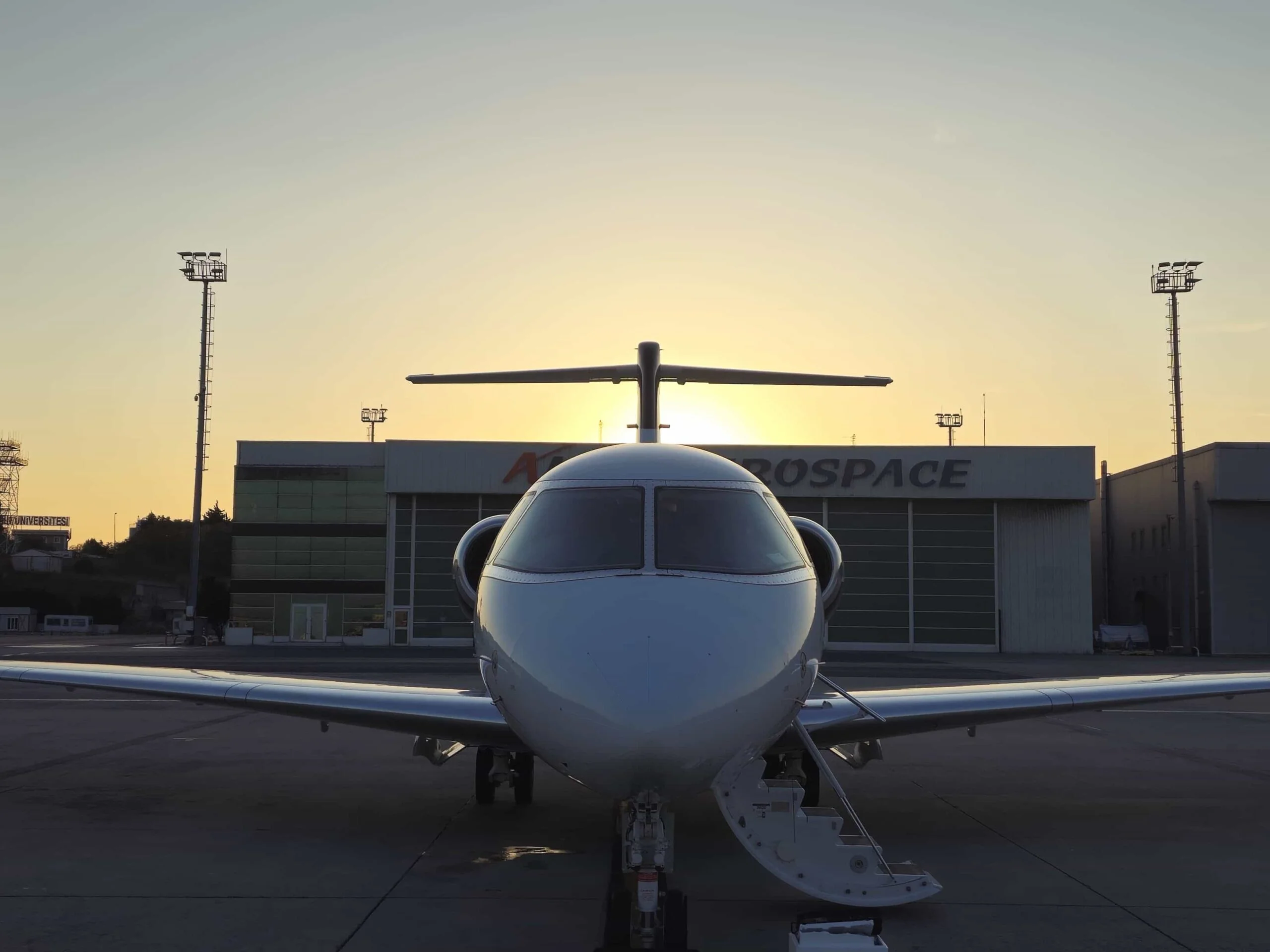 Hawker 4000 T7-TJ184