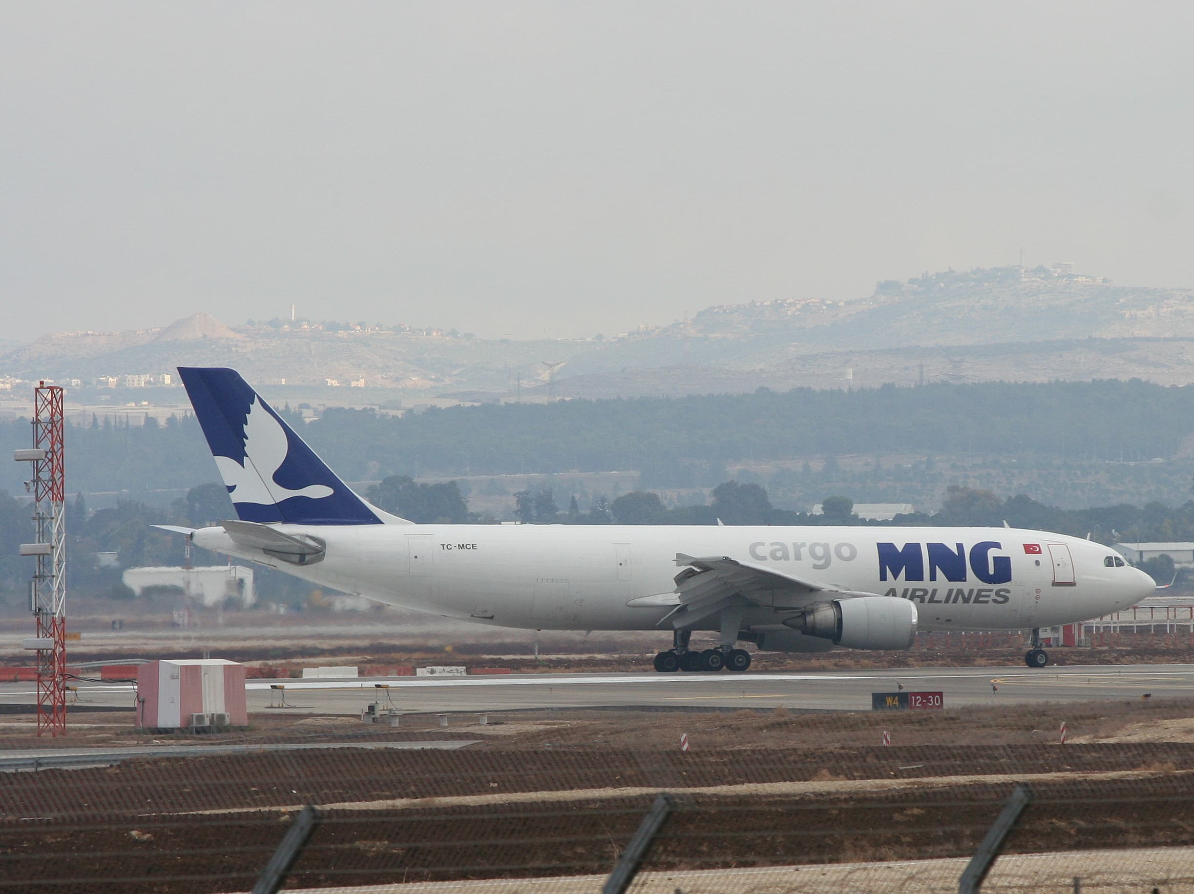 Airbus A300B4-622R TC-MCE