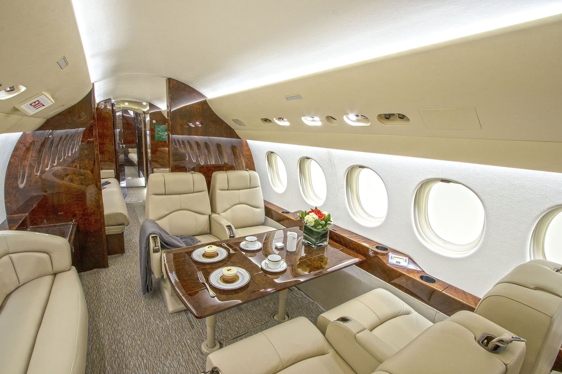 Falcon 7X TC-MHZ